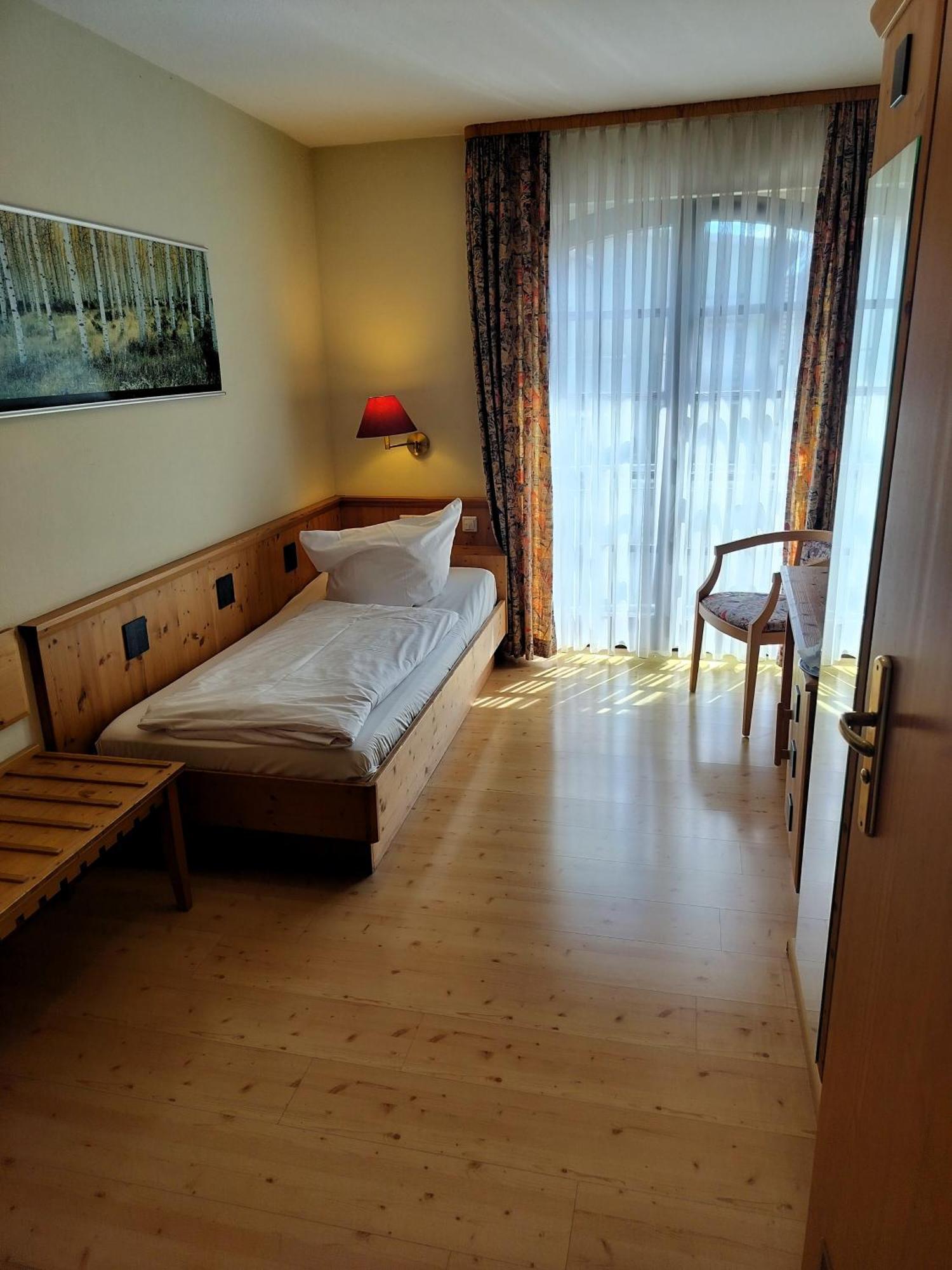 Hotel Hirsch Rothenberg Ngoại thất bức ảnh