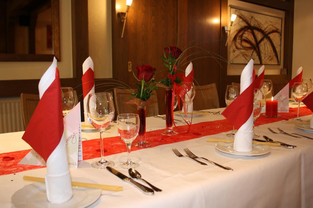 Hotel Hirsch Rothenberg Ngoại thất bức ảnh