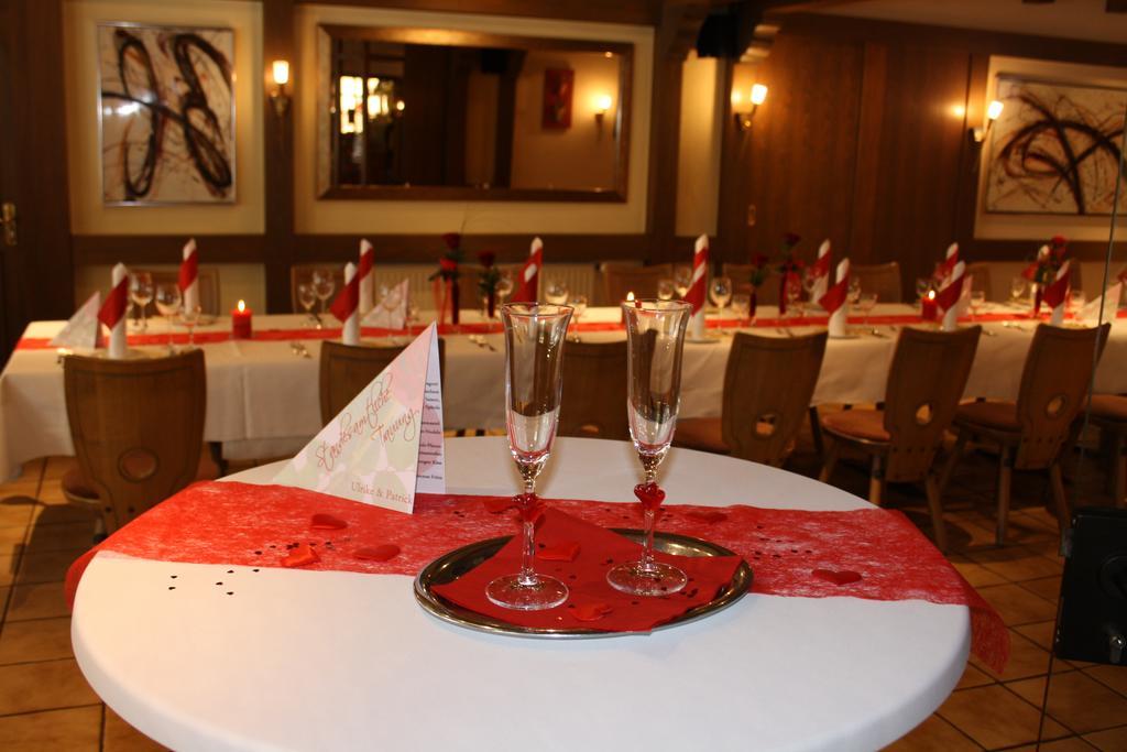 Hotel Hirsch Rothenberg Ngoại thất bức ảnh